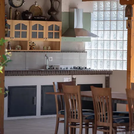 Sara 4* نيكيتي