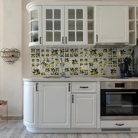 Sara شقة فندقية نيكيتي