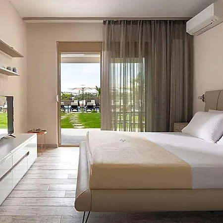Aparthotel Sara 4*