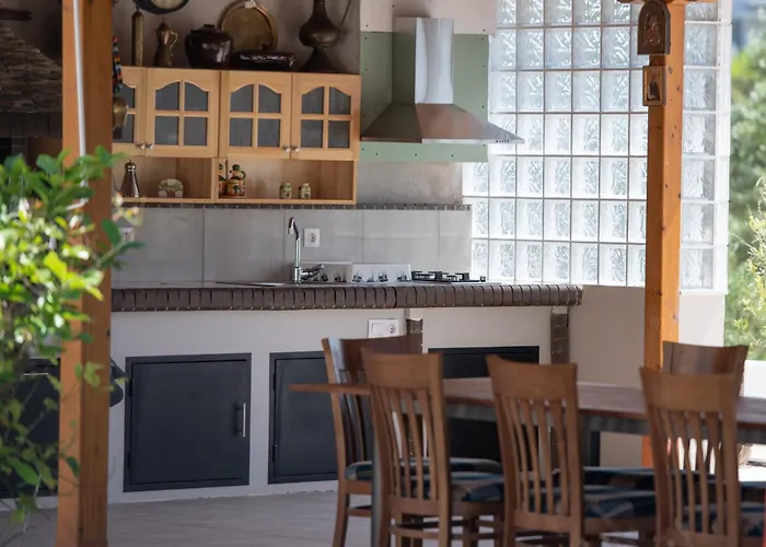 Sara 4* Nikiti (Sithonia)