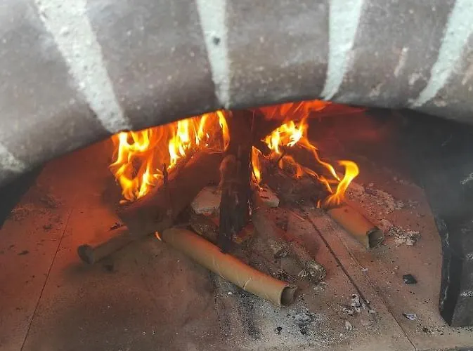 Sara Nikiti (Sithonia)