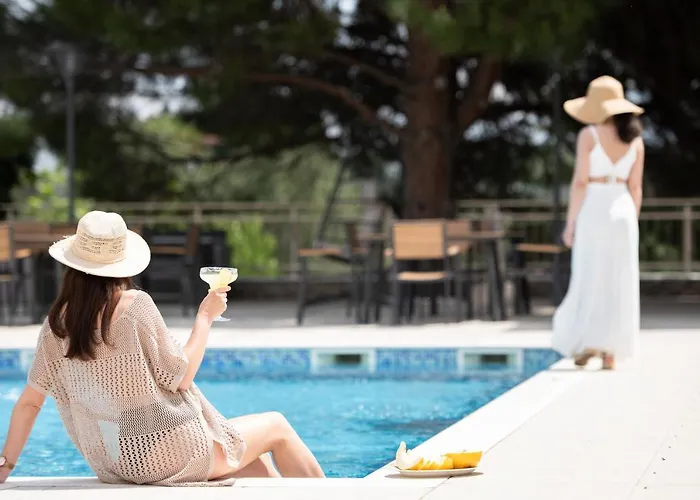 Sara Nikiti (Sithonia)