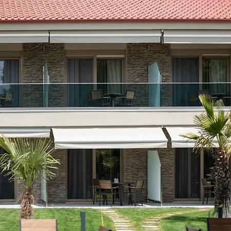 Aparthotel Sara Nikiti (Sithonia)