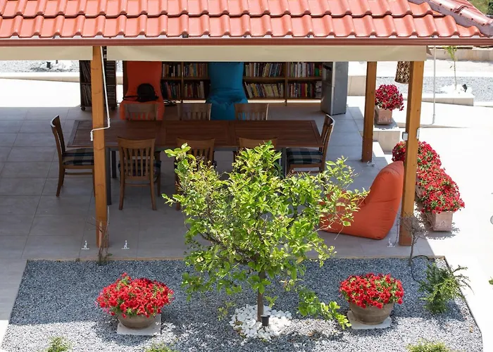 Sara 4* Nikiti (Sithonia)